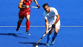 ਹਰਮਨਪ੍ਰੀਤ ਸਿੰਘ: 10 ਸਾਲ ਦੀ ਉਮਰ ਵਿੱਚ ਖੇਤਾਂ ਵਿੱਚ ਟਰੈਕਟਰ ਵਹਾਉਂਦਾ ਸੀ ਹਰਮਨਪ੍ਰੀਤ ਸਿੰਘ, ਉਥੋਂ ਹੀ ਲੱਭਿਆ ਮਜ਼ਬੂਤ ਡਰੈਗ ਫਲਿਕਰ ਬਨਣ ਦਾ ਮੰਤਰ...