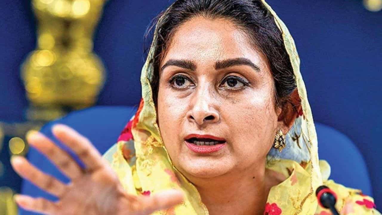 ਰਾਮ ਰਹੀਮ ਨੂੰ ਵਾਰ-ਵਾਰ ਪੈਰੋਲ ਦੇਣ ਨਾਲ ਫਿਰਕੂ ਕੁੜਤਣ ਪੈਦਾ ਹੋ ਰਹੀ ਹੈ:ਹਰਸਿਮਰਤ ਕੌਰ