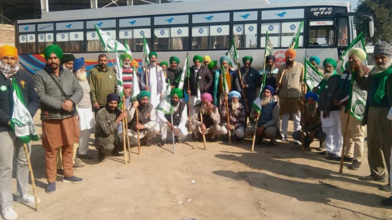 ਸਾਂਝਾ ਮੋਰਚਾ ਜ਼ੀਰਾ ਦੀ ਹਮਾਇਤ ਲਈ ਭਾਕਿਯੂ ਸਿੱਧੂਪੁਰ ਦਾ ਜੱਥਾ ਹੋਇਆ ਰਵਾਨਾ ਸਾਂਝਾ ਮੋਰਚਾ ਜ਼ੀਰਾ ਦੀ ਹਮਾਇਤ ਲਈ ਭਾਕਿਯੂ ਸਿੱਧੂਪੁਰ ਦਾ ਜੱਥਾ ਹੋਇਆ ਰਵਾਨਾ