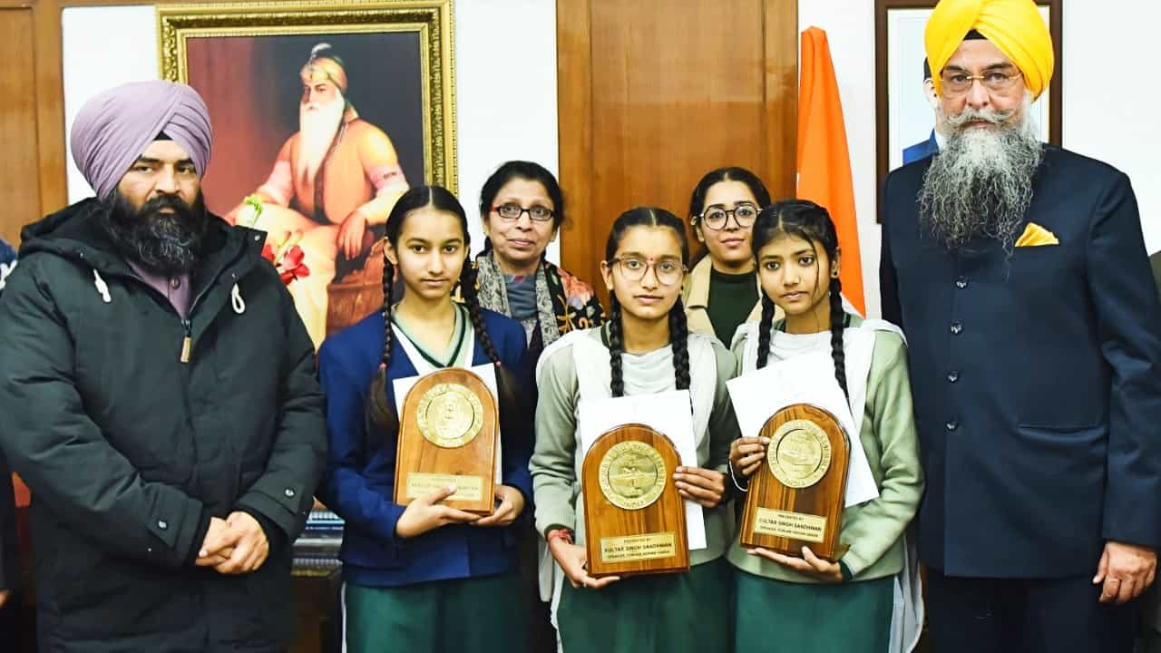 ਵਿਦਿਆਰਥੀ ਸਿਲੇਬਸ ਦੇ ਨਾਲ-ਨਾਲ ਹੋਰ ਕਿਤਾਬਾਂ ਵੀ ਪੜਨ:ਸੰਧਵਾਂ