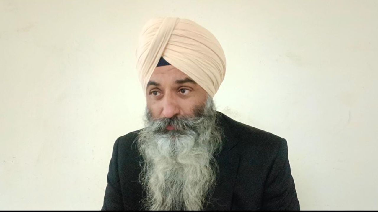 ਪੰਜਾਬ ਦੇ ਹਸਪਤਾਲਾਂ ‘ਤੇ ਆਧਾਰਿਤ ਐਮਰਜੈਂਸੀ ਰਿਸਪਾਂਸ ਸਿਸਟਮ ਹੋਵੇਗਾ ਸ਼ੁਰੂ – ਸਿਹਤ ਮੰਤਰੀ ਡਾ. ਬਲਬੀਰ ਸਿੰਘ ਪੰਜਾਬ ਦੇ ਹਸਪਤਾਲਾਂ ‘ਤੇ ਆਧਾਰਿਤ ਐਮਰਜੈਂਸੀ ਰਿਸਪਾਂਸ ਸਿਸਟਮ ਹੋਵੇਗਾ ਸ਼ੁਰੂ – ਸਿਹਤ ਮੰਤਰੀ ਡਾ. ਬਲਬੀਰ ਸਿੰਘ