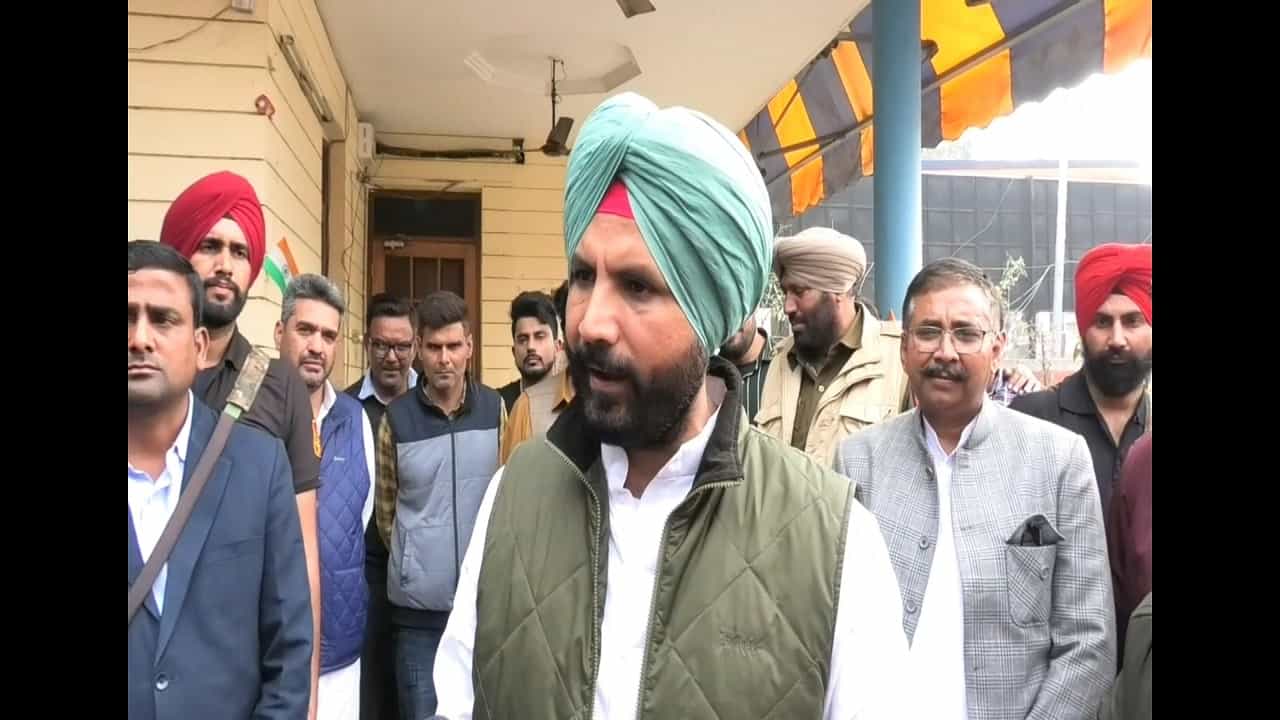 ਨਾਜੁਕ ਹਾਲਾਤ ਪੰਜਾਬ ਚ ਰਾਜਪਾਲ ਸਾਸ਼ਨ ਲਗਾਉਣ ਲਈ ਕਰ ਰਹੇ ਮਜਬੂਰ :  ਰਾਜਾ ਵੜ੍ਹਿੰਗ