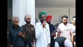 Balkaur Singh on Video: ਅਨਮੋਲ ਬਿਸ਼ਨੋਈ ਨੂੰ ਡਿਟੇਨ ਕੀਤਾ ਸੀ ਤਾਂ ਉਹ ਅਮਰੀਕਾ ਕਿਵੇਂ ਪਹੁੰਚਿਆ: ਬਲਕੌਰ ਸਿੰਘ