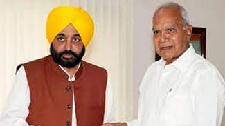 ਗਵਰਨਰ ਦੀ ਚਿੱਠੀ ‘ਤੇ ਬੋਲੇ ਕੰਗ, “ਸੀਐਮ ਸਾਹਿਬ ਦੀ ਜਵਾਬਦੇਹੀ ਸਿਰਫ ਪੰਜਾਬ ਦੀ ਜਨਤਾ ਨੂੰ”