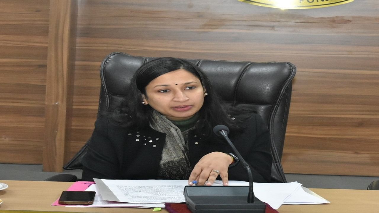 Aadhar Card Camp : ਵੋਟਰ ਕਾਰਡ ਨੂੰ ਆਧਾਰ ਕਾਰਡ ਨਾਲ ਲਿੰਕ ਕਰਨ ਲਈ ਵਿਸ਼ੇਸ਼ ਪ੍ਰੋਗਰਾਮ ਦੀ ਸ਼ੁਰੂਆਤ Aadhar Card Camp : ਵੋਟਰ ਕਾਰਡ ਨੂੰ ਆਧਾਰ ਕਾਰਡ ਨਾਲ ਲਿੰਕ ਕਰਨ ਲਈ ਵਿਸ਼ੇਸ਼ ਪ੍ਰੋਗਰਾਮ ਦੀ ਸ਼ੁਰੂਆਤ