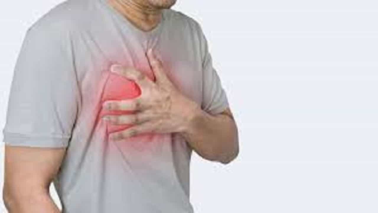 ਇਨ੍ਹਾਂ ਸਮੱਸਿਆਵਾਂ ਨਾਲ ਜੂਝ ਰਹੇ ਹੋ ਤਾਂ ਦਿਲ ਦੇ ਦੌਰੇ ਦਾ ਖ਼ਤਰਾ ਹੈ ਬਹੁਤ ਜਿਆਦਾ