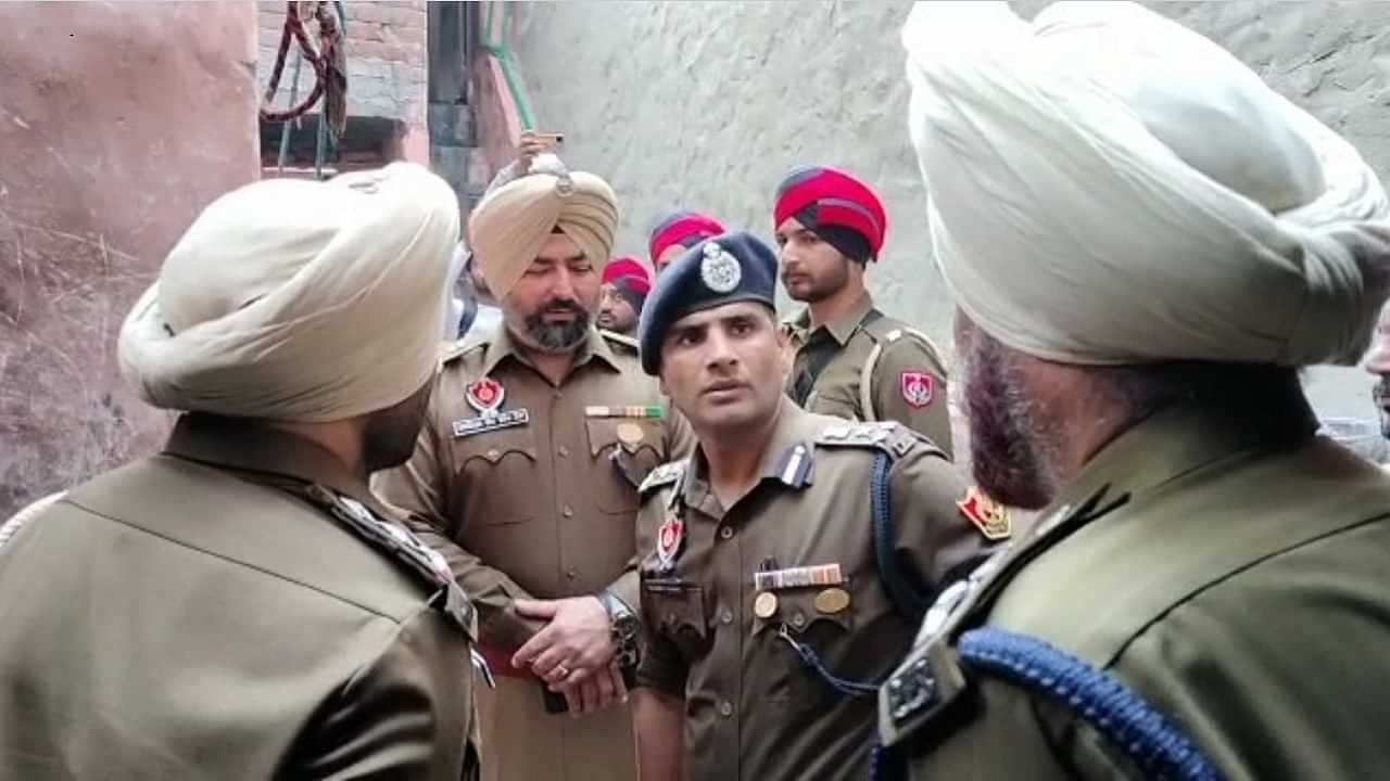 Police Search Operation : ਨਸ਼ਾਂ ਤਸਕਰਾਂ ਦੀ ਭਾਲ ਚ ਪੁਲਿਸ ਦੀ ਕਈ ਥਾਵਾਂ ਤੇ ਛਾਪੇਮਾਰੀ