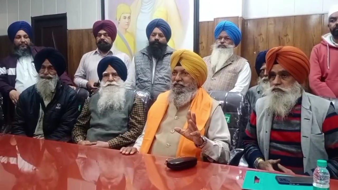 SAD ਨੇ ਸੀਨੀਅਰ ਅਕਾਲੀ ਆਗੂ ਕਰਨੈਲ ਸਿੰਘ ਪੰਜੋਲੀ ਨੂੰ ਦਿਖਾਇਆ ਬਾਹਰ ਦਾ ਰਾਸਤਾ SAD ਨੇ ਸੀਨੀਅਰ ਅਕਾਲੀ ਆਗੂ ਕਰਨੈਲ ਸਿੰਘ ਪੰਜੋਲੀ ਨੂੰ ਦਿਖਾਇਆ ਬਾਹਰ ਦਾ ਰਾਸਤਾ