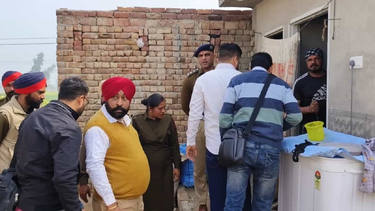 Police Raid :10 ਹਜ਼ਾਰ ਲੀਟਰ ਲਾਹਣ ਅਤੇ 150 ਬੋਤਲ ਨਜਾਇਜ ਸ਼ਰਾਬ ਸਮੇਤ ਇੱਕ ਕਾਬੂ