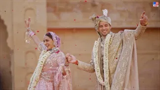 ਪਿਆਰ ਇਸ਼ਕ ਅਤੇ ਮੁਹੱਬਤ, ਗੁਲਾਬੀ ਰੰਗ ‘ਚ ਰੰਗੇ ਸਿਧਾਰਥ-ਕਿਆਰਾ, ਵੇਖੋ ਤਸਵੀਰਾਂ