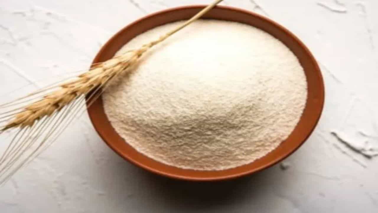 ਪੋਸ਼ਟਿਕ ਤੱਤਾਂ ਨਾਲ ਭਰਭੂਰ ਹੈ ਸੂਜੀ, ਕਈਂ ਬਿਮਾਰੀਆਂ ਤੋਂ ਵੀ ਬਚਾਉਂਦੀ ਹੈ