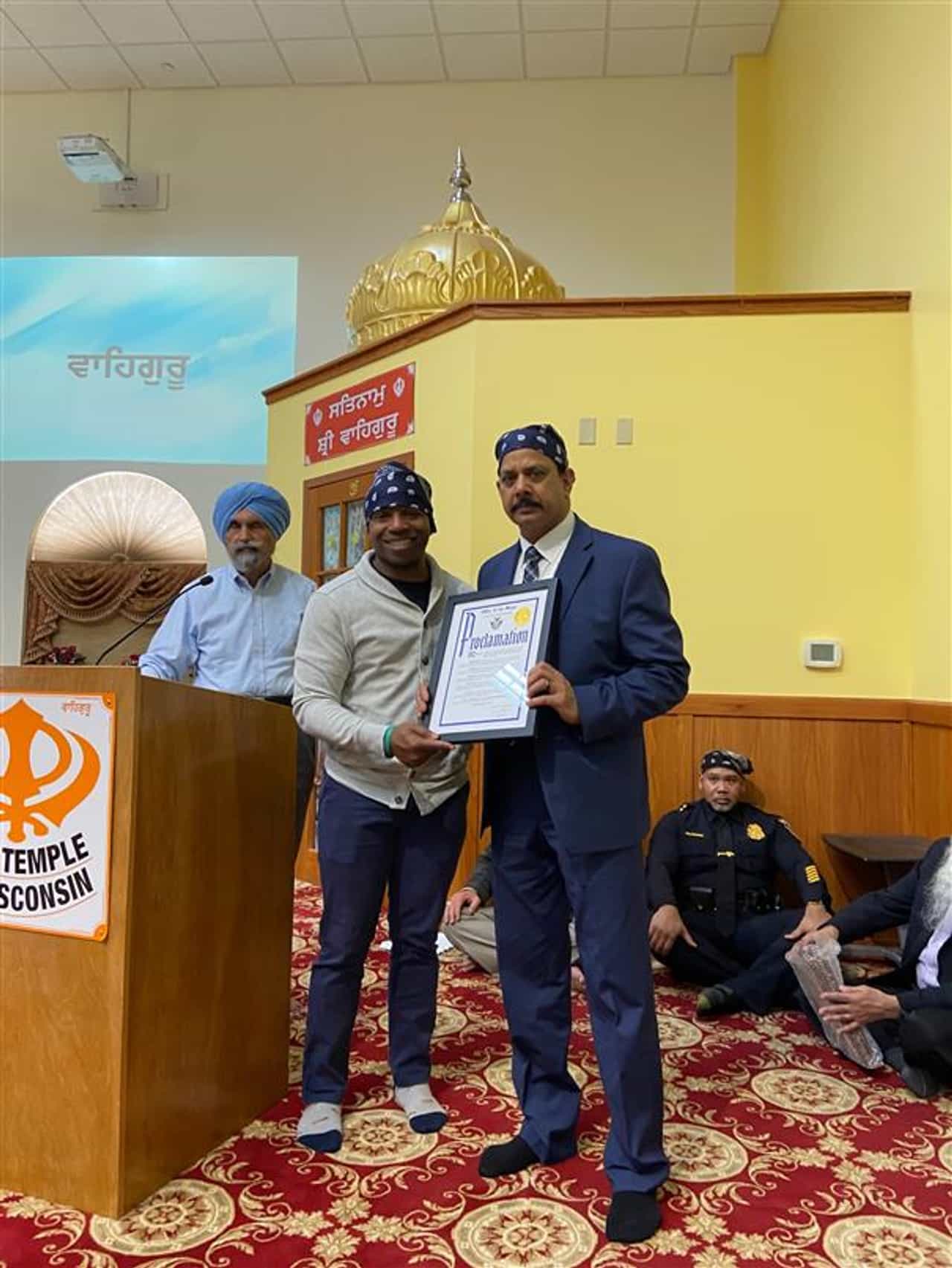 ਯੂਐਸ ਦੀ ਮਿਲਵਾਕੀ ਪੁਲਿਸ ਚ ਸੇਵਾਵਾਂ ਦੇਣ ਵਾਲਾ ਪਹਿਲਾ ਭਾਰਤੀ ਅਧਿਕਾਰੀ ਸੇਵਾਮੁਕਤ