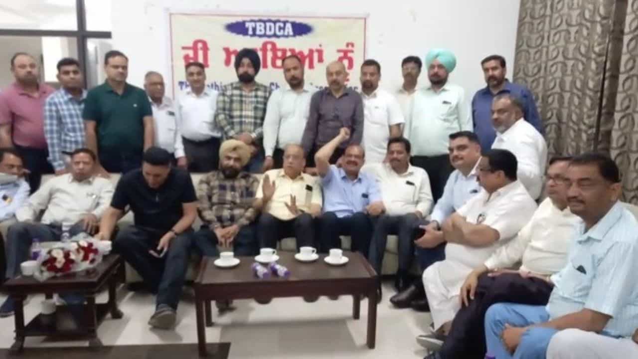 Online Pharmacy: ਨੋਟਿਸ ਜਾਰੀ ਹੋਣ ਤੇ ਵੀ ਨਹੀਂ ਹੋ ਰਹੀ ਆਨਲਾਈਨ ਫਾਰਮੇਸੀ ਖਿਲਾਫ ਕਾਰਵਾਈ Online Pharmacy: ਨੋਟਿਸ ਜਾਰੀ ਹੋਣ ਤੇ ਵੀ ਨਹੀਂ ਹੋ ਰਹੀ ਆਨਲਾਈਨ ਫਾਰਮੇਸੀ ਖਿਲਾਫ ਕਾਰਵਾਈ