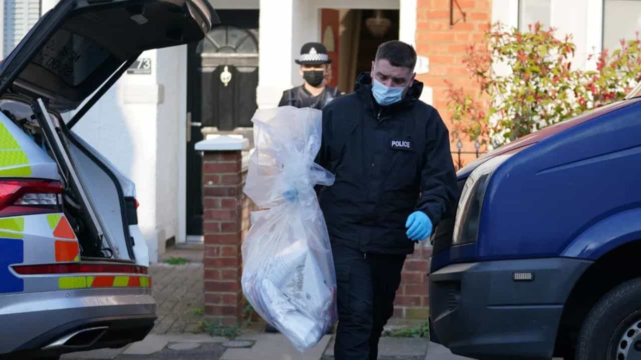 United Kingdom: ਬਾਥਰੂਮ ਚ ਬਣਾਏ ਸਬੰਧ, ਫਿਰ ਵੱਢਿਆ ਬੇਵਫ਼ਾ ਪ੍ਰੇਮੀ ਦਾ ਗਲਾ