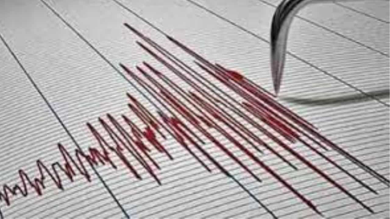 Earthquake: ਉਤਰ ਭਾਰਤ ਚ ਭੂਚਾਲ ਦੇ ਵੱਡੇ ਝਟਕੇ, ਰਿਏਕਟਰ ਸਕੇਲ ਤੇ ਭੂਚਲ ਦੀ ਤਬੀਰਤਾ 6.6 Earthquake: ਉਤਰ ਭਾਰਤ ਚ ਭੂਚਾਲ ਦੇ ਵੱਡੇ ਝਟਕੇ, ਰਿਏਕਟਰ ਸਕੇਲ ਤੇ ਭੂਚਲ ਦੀ ਤਬੀਰਤਾ 6.6