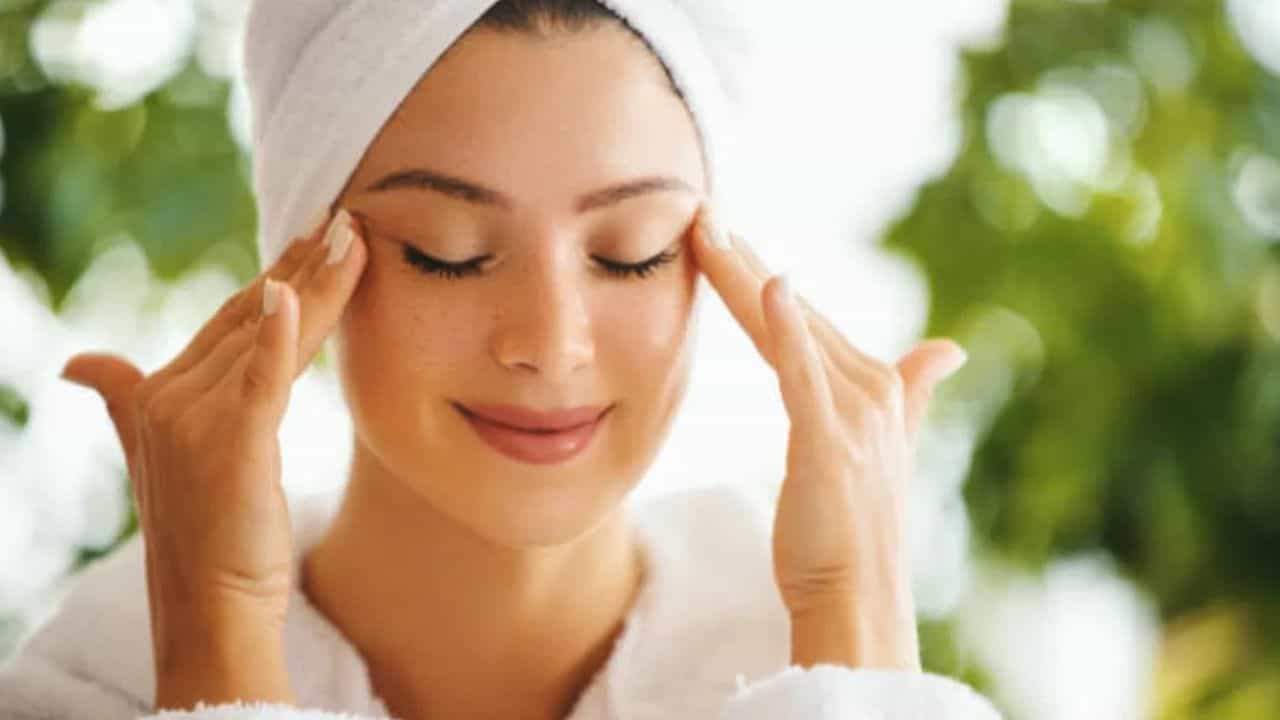 Beauty tips: ਛੇਤੀ ਬਣਨ ਜਾ ਰਹੋ ਹੋ ਦੁਲਹਨ ਤਾਂ ਲਗਾਉਣਾ ਸ਼ੁਰੂ ਕਰ ਦਿਓ ਇਹ ਉਬਟਨ, ਖਿੜ ਉੱਠੇਗਾ ਚਿਹਰਾ