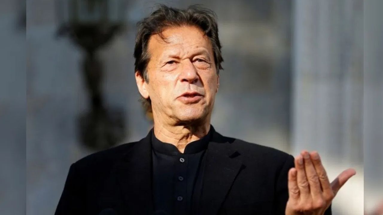 Imran Khan ਨੇ Taliban ਦਾ ਮੁੜ ਕੀਤਾ ਸਮਰਥਨ, ਅਫਗਾਨੀ ਮਹਿਲਾਵਾਂ ਲਈ ਕਹੀ ਵੱਡੀ ਗੱਲ Imran Khan ਨੇ Taliban ਦਾ ਮੁੜ ਕੀਤਾ ਸਮਰਥਨ, ਅਫਗਾਨੀ ਮਹਿਲਾਵਾਂ ਲਈ ਕਹੀ ਵੱਡੀ ਗੱਲ