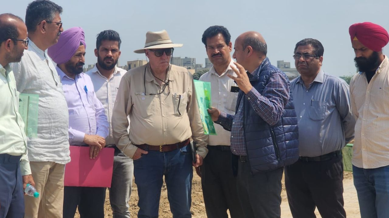PAU Visit: ਇਜ਼ਰਾਈਲ ਦੇ ਖੇਤੀਬਾੜੀ ਕਾਊਂਸਲਰ ਵੱਲੋ PAU ਦੇ ਮਾੜੇ ਪਾਣੀ ਪ੍ਰਬੰਧਨ ਪ੍ਰੋਜੈਕਟ ਕੈਂਪਸ ਦਾ ਦੌਰਾ PAU Visit: ਇਜ਼ਰਾਈਲ ਦੇ ਖੇਤੀਬਾੜੀ ਕਾਊਂਸਲਰ ਵੱਲੋ PAU ਦੇ ਮਾੜੇ ਪਾਣੀ ਪ੍ਰਬੰਧਨ ਪ੍ਰੋਜੈਕਟ ਕੈਂਪਸ ਦਾ ਦੌਰਾ