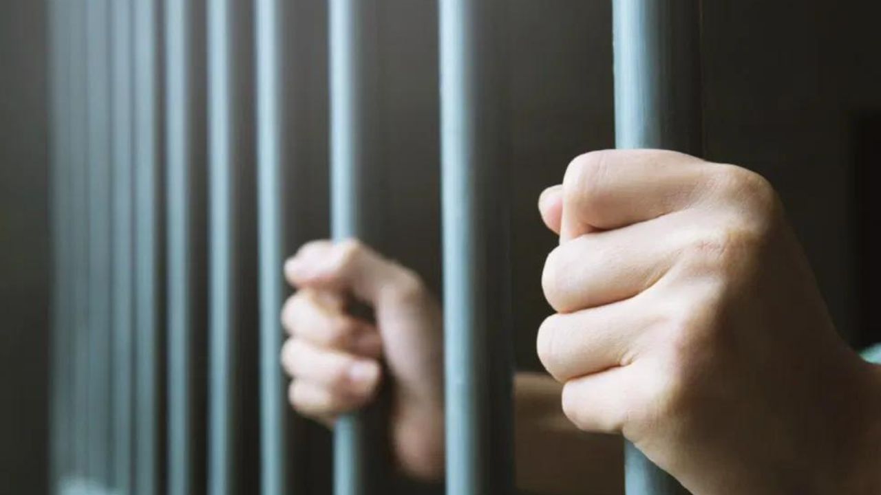 Molestation: ਸਿੰਗਾਪੁਰ ‘ਚ ਭਾਰਤੀ ਯੋਗ ਇੰਸਟਰੱਕਟਰ ‘ਤੇ ਛੇੜਛਾੜ ਦਾ ਦੋਸ਼ Molestation: ਸਿੰਗਾਪੁਰ ‘ਚ ਭਾਰਤੀ ਯੋਗ ਇੰਸਟਰੱਕਟਰ ‘ਤੇ ਛੇੜਛਾੜ ਦਾ ਦੋਸ਼