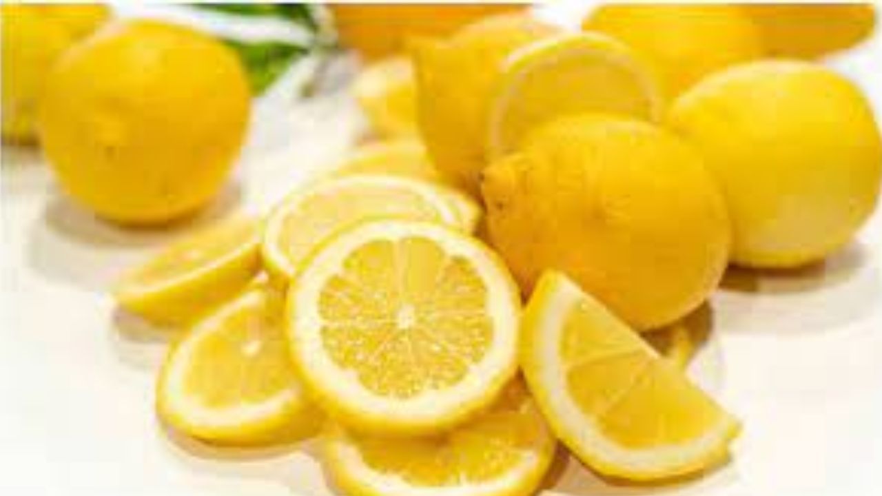 Lemon is Beneficial: ਨਿੰਬੂ ਐਸੀਡਿਟੀ ਵਿੱਚ ਬਹੁਤ ਪ੍ਰਭਾਵਸ਼ਾਲੀ ਹੈ, ਇਸ ਤਰ੍ਹਾਂ ਕਰੋ ਵਰਤੋਂ Lemon is Beneficial: ਨਿੰਬੂ ਐਸੀਡਿਟੀ ਵਿੱਚ ਬਹੁਤ ਪ੍ਰਭਾਵਸ਼ਾਲੀ ਹੈ, ਇਸ ਤਰ੍ਹਾਂ ਕਰੋ ਵਰਤੋਂ