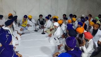 Shri Akal Takht Sahib ਵੱਲੋਂ ਸੱਦੀ ਬੈਠਕ ‘ਚ ਕਈ ਨਿਹੰਗ ਸਿੰਘ ਜਥੇਬੰਦੀਆਂ ਨੇ ਵੀ ਲਗਵਾਈ ਹਾਜਰੀ