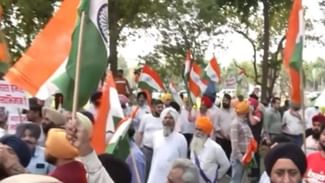 London ‘ਚ ਤਿਰੰਗੇ ਦਾ ਅਪਮਾਨ, Delhi ‘ਚ ਰੋਸ ਪ੍ਰਦਰਸ਼ਨ, UK ਹਾਈ ਕਮਿਸ਼ਨ ਦੇ ਬਾਹਰ ਇਕੱਠੇ ਹੋਏ ਸਿੱਖ London ‘ਚ ਤਿਰੰਗੇ ਦਾ ਅਪਮਾਨ, Delhi ‘ਚ ਰੋਸ ਪ੍ਰਦਰਸ਼ਨ, UK ਹਾਈ ਕਮਿਸ਼ਨ ਦੇ ਬਾਹਰ ਇਕੱਠੇ ਹੋਏ ਸਿੱਖ