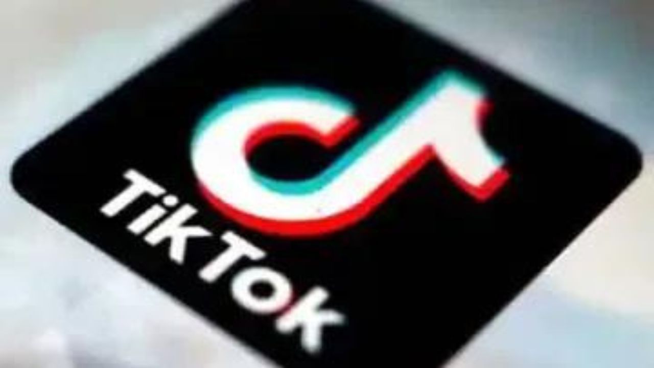 TikTok ਦੀਆਂ ਵਧੀਆਂ ਮੁਸ਼ਕਲਾਂ, ਕੰਪਨੀ ਦੇ CEO ਤੋਂ ਅਮਰੀਕਾ ‘ਚ 5 ਘੰਟੇ ਤੱਕ ਪੁੱਛਗਿੱਛ TikTok ਦੀਆਂ ਵਧੀਆਂ ਮੁਸ਼ਕਲਾਂ, ਕੰਪਨੀ ਦੇ CEO ਤੋਂ ਅਮਰੀਕਾ ‘ਚ 5 ਘੰਟੇ ਤੱਕ ਪੁੱਛਗਿੱਛ