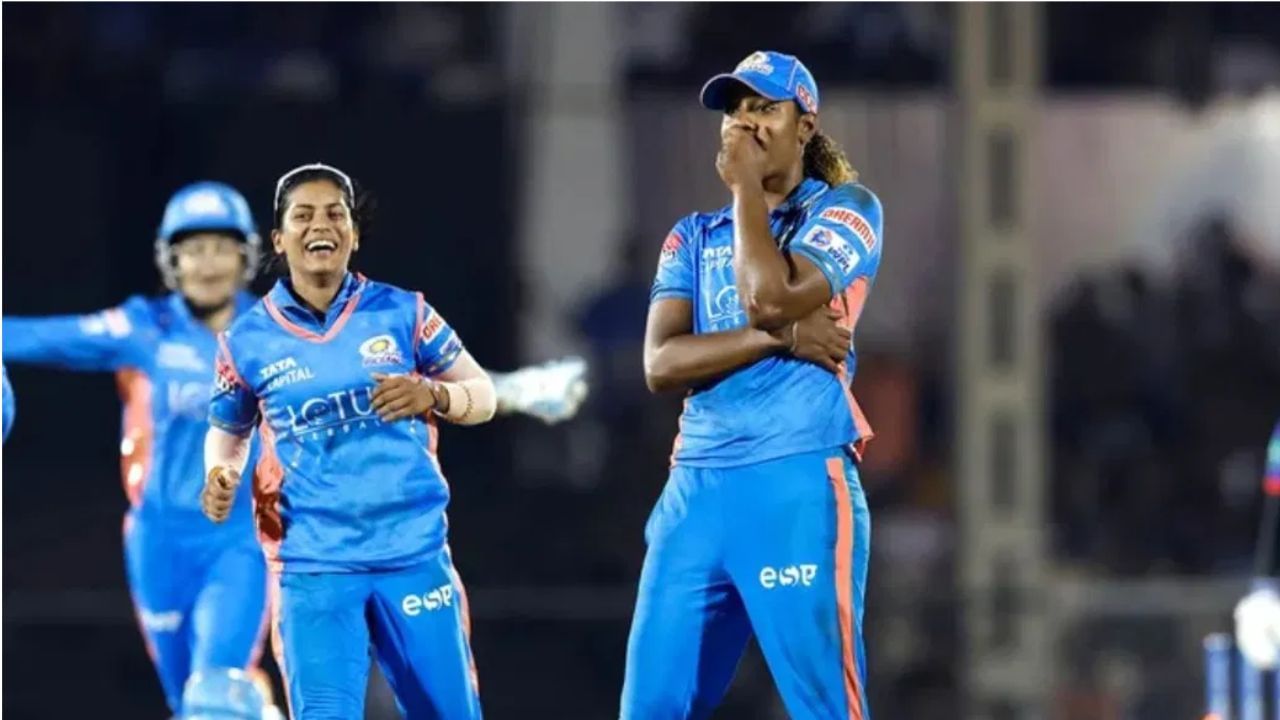 Cricket: ਰਨਾਂ ਦੀ ਕਸਰ ਵਿਕਟਾਂ ਨਾਲ ਕੱਢੀ, WPL ਦੇ ਫਾਈਨਲ ਮੈਂਚ ‘ਚ ਤਬਾਹੀ ਮਚਾਈ Cricket: ਰਨਾਂ ਦੀ ਕਸਰ ਵਿਕਟਾਂ ਨਾਲ ਕੱਢੀ, WPL ਦੇ ਫਾਈਨਲ ਮੈਂਚ ‘ਚ ਤਬਾਹੀ ਮਚਾਈ