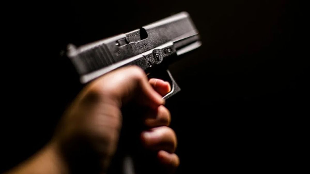America Gun Violence: ਬੰਦੂਕ ਲੈ ਕੇ ਸਕੂਲ ਪਹੁੰਚਿਆ 10 ਸਾਲਾ ਬੱਚਾ, ਪੁਲਸ ਨੇ ਕੀਤਾ ਗ੍ਰਿਫਤਾਰ America Gun Violence: ਬੰਦੂਕ ਲੈ ਕੇ ਸਕੂਲ ਪਹੁੰਚਿਆ 10 ਸਾਲਾ ਬੱਚਾ, ਪੁਲਸ ਨੇ ਕੀਤਾ ਗ੍ਰਿਫਤਾਰ