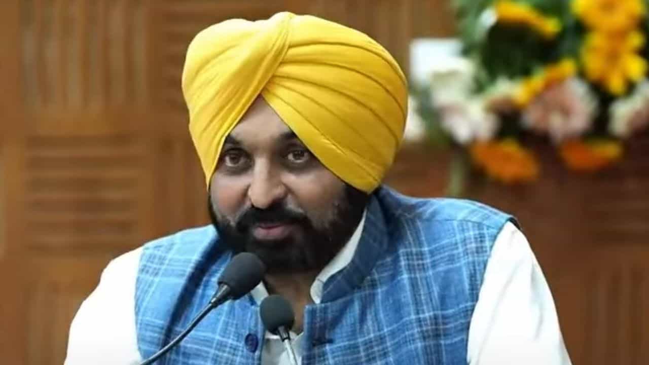 Punjab Office Timing: ਪੰਜਾਬ ਦੇ ਸਾਰੇ ਦਫ਼ਤਰਾਂ ਚ ਕੱਲ੍ਹ ਤੋਂ 15 ਜੁਲਾਈ ਤੱਕ ਸਵੇਰੇ 7.30 ਵਜੇ ਤੋਂ ਸ਼ੁਰੂ ਹੋਵੇਗਾ ਕੰਮਕਾਜ