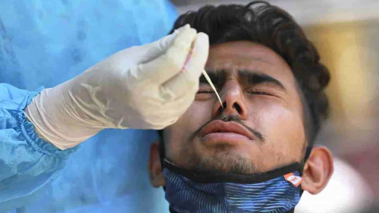 JN.1 ਵੇਰੀਐਂਟ ਘੱਟ ਖ਼ਤਰਨਾਕ ਪਰ ਸਾਵਧਾਨ ਰਹਿਣ ਦੀ ਲੋੜ, WHO ਨੇ ਕੋਰੋਨਾ ਮਾਮਲਿਆਂ ਦੇ ਵਾਧੇ ਤੇ ਦਿੱਤੀ ਚੇਤਾਵਨੀ