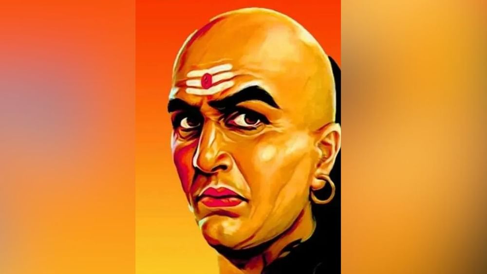 ਚਾਣਕਿਆ ਦਾ ਮੰਨਣਾ ਸੀ ਕਿ ਜੋ ਵੀ ਕੰਮ ਜਲਦਬਾਜ਼ੀ ਵਿੱਚ ਕੀਤਾ ਜਾਂਦਾ ਹੈ, ਉਸ ਦਾ ਨਤੀਜਾ ਹਮੇਸ਼ਾ ਉਲਟ ਹੁੰਦਾ ਹੈ। ਦੁਸ਼ਮਣ ਨੂੰ ਹਰਾਉਣ ਲਈ ਧੀਰਜ ਅਤੇ ਆਤਮ-ਵਿਸ਼ਵਾਸ ਹੋਣਾ ਚਾਹੀਦਾ ਹੈ। ਜੇਕਰ ਤੁਸੀਂ ਜਲਦਬਾਜ਼ੀ ਵਿੱਚ ਕੋਈ ਫੈਸਲਾ ਲੈਂਦੇ ਹੋ, ਤਾਂ ਇਹ ਤੁਹਾਨੂੰ ਖੱਡੇ ਵਿੱਚ ਡਿੱਗਾ ਸਕਦਾ ਹੈ।