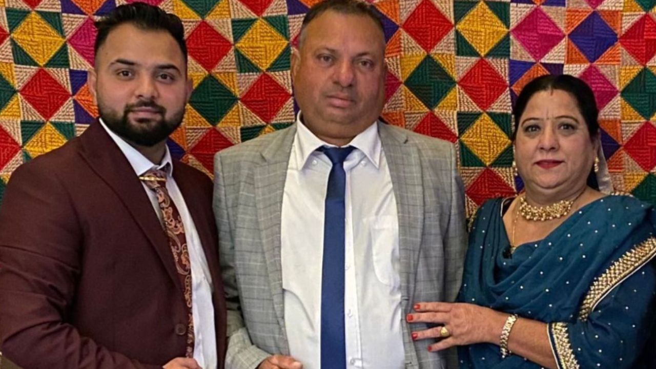 ਪੰਜਾਬ ਦਾ ਗਭਰੂ Italy ਵਿੱਚ ਬਣਿਆ ਸਰਕਾਰੀ ਬੱਸ ਦਾ ਡਰਾਈਵਰ, ਮਾਪਿਆਂ ਦਾ ਨਾਮ ਕੀਤਾ ਰੋਸ਼ਨ ਪੰਜਾਬ ਦਾ ਗਭਰੂ Italy ਵਿੱਚ ਬਣਿਆ ਸਰਕਾਰੀ ਬੱਸ ਦਾ ਡਰਾਈਵਰ, ਮਾਪਿਆਂ ਦਾ ਨਾਮ ਕੀਤਾ ਰੋਸ਼ਨ