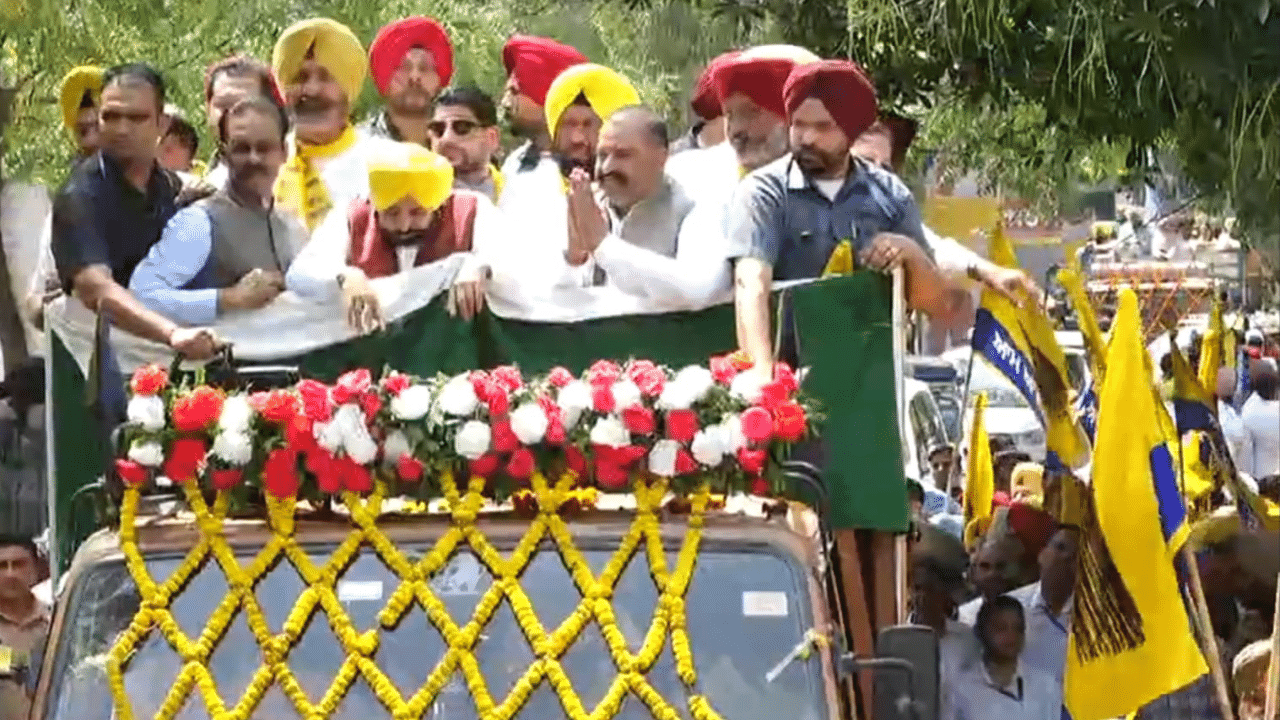 Jalandhar Bypoll: ਚੋਣ ਪ੍ਰਚਾਰ ਕਰਨ ਪਹੁੰਚੇ CM ਮਾਨ, ਕਿਹਾ ਆਮ ਘਰ ਦੇ ਪੁੱਤ ਨੂੰ ਲੋਕ ਸਭਾ ਭੇਜਣਗੇ ਜਲੰਧਰ ਦੇ ਲੋਕ