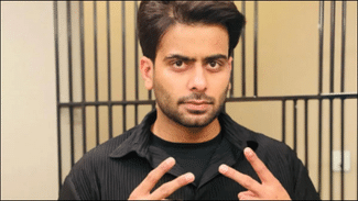 Mankirt Aulakh: ਪੰਜਾਬੀ ਗਾਇਕ ਮਨਕੀਰਤ ਔਲਖ ਦੀ ਜਾਨ ਨੂੰ ਖ਼ਤਰਾ! 3 ਬਾਈਕ ਸਵਾਰਾਂ ਨੇ 2KM ਤੱਕ ਕੀਤਾ ਕਾਫਲੇ ਦਾ ਪਿੱਛਾ Mankirt Aulakh: ਪੰਜਾਬੀ ਗਾਇਕ ਮਨਕੀਰਤ ਔਲਖ ਦੀ ਜਾਨ ਨੂੰ ਖ਼ਤਰਾ! 3 ਬਾਈਕ ਸਵਾਰਾਂ ਨੇ 2KM ਤੱਕ ਕੀਤਾ ਕਾਫਲੇ ਦਾ ਪਿੱਛਾ