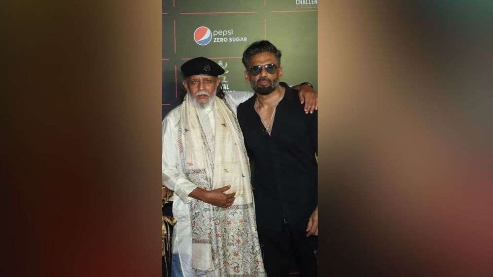 ਇਸ ਈਵੈਂਟ 'ਚ ਬਾਲੀਵੁੱਡ ਦੇ ਦੋ ਵੱਡੇ ਅਤੇ ਦਿੱਗਜ ਕਲਾਕਾਰ ਮਿਥੁਨ ਚੱਕਰਵਰਤੀ ਅਤੇ ਸੁਨੀਲ ਸ਼ੈੱਟੀ ਨੇ ਵੀ ਸ਼ਿਰਕਤ ਕੀਤੀ। ਸਾਹਮਣੇ ਆਈ ਤਸਵੀਰ 'ਚ ਦੋਵੇਂ ਇਕੱਠੇ ਨਜ਼ਰ ਆ ਰਹੇ ਹਨ।
