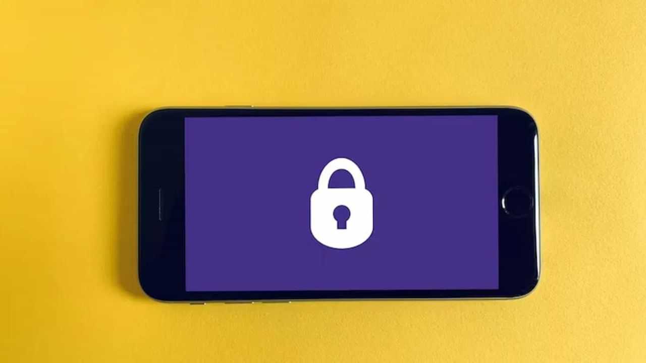 Mobile Security Tips: ਇਨ੍ਹਾਂ 5 ਟਿਪਸ ਨਾਲ ਤੁਹਾਡਾ ਫ਼ੋਨ ਬਣ ਜਾਵੇਗਾ ਸੁਪਰ ਸੁਰੱਖਿਅਤ! ਕੋਈ ਨਹੀਂ ਕਰ ਸਕੇਗਾ ਦੁਰਵਰਤੋਂ