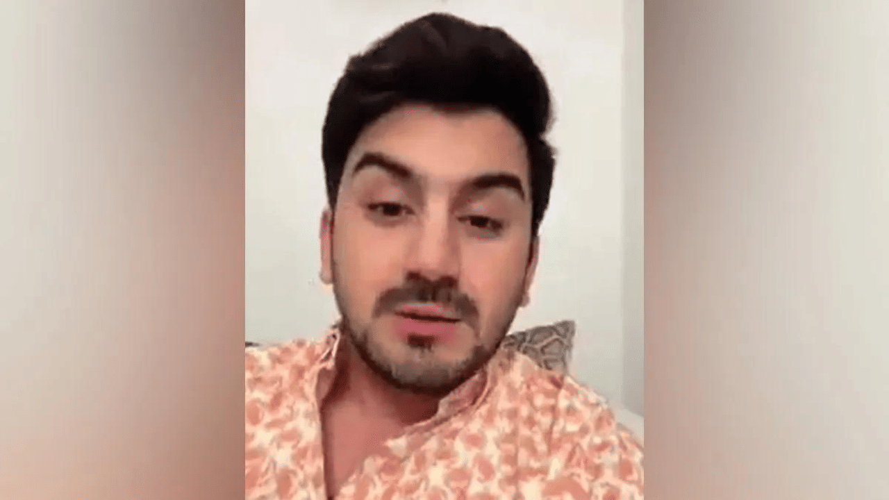 ਪਾਕਿਸਤਾਨੀ ਬਲਾਗਰ ਦੀ PM ਮੋਦੀ ਨੂੰ ਅਪੀਲ - ਸਾਨੂੰ ਵੀ ਗੋਦ ਲੈ ਲਵੋ, ਤੁਹਾਡਾ ਦੇਸ਼ ਦੁਨੀਆ ਤੇ ਕਰ ਰਿਹਾ ਰਾਜ ਪਾਕਿਸਤਾਨੀ ਬਲਾਗਰ ਦੀ PM ਮੋਦੀ ਨੂੰ ਅਪੀਲ - ਸਾਨੂੰ ਵੀ ਗੋਦ ਲੈ ਲਵੋ, ਤੁਹਾਡਾ ਦੇਸ਼ ਦੁਨੀਆ ਤੇ ਕਰ ਰਿਹਾ ਰਾਜ