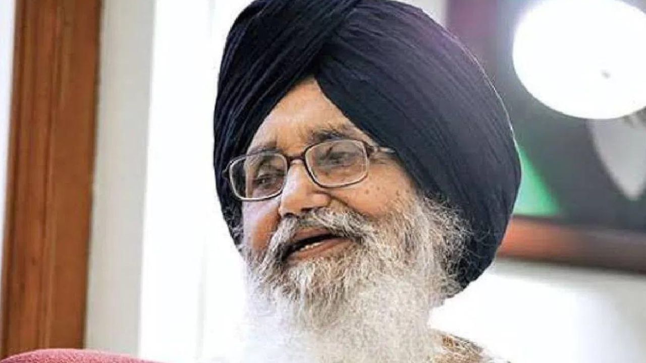 Parkash Singh Badal ਜਦੋਂ ਟਰੱਕ ਡਰਾਈਵਰ ਵਜੋਂ ਦਿੱਲੀ ਪੁੱਜੇ, ਪੁਲਿਸ ਨੇ ਰਾਜਧਾਨੀ ਪਹੁੰਚਦਿਆਂ ਹੀ ਕਰ ਲਿਆ ਗ੍ਰਿਫ਼ਤਾਰ