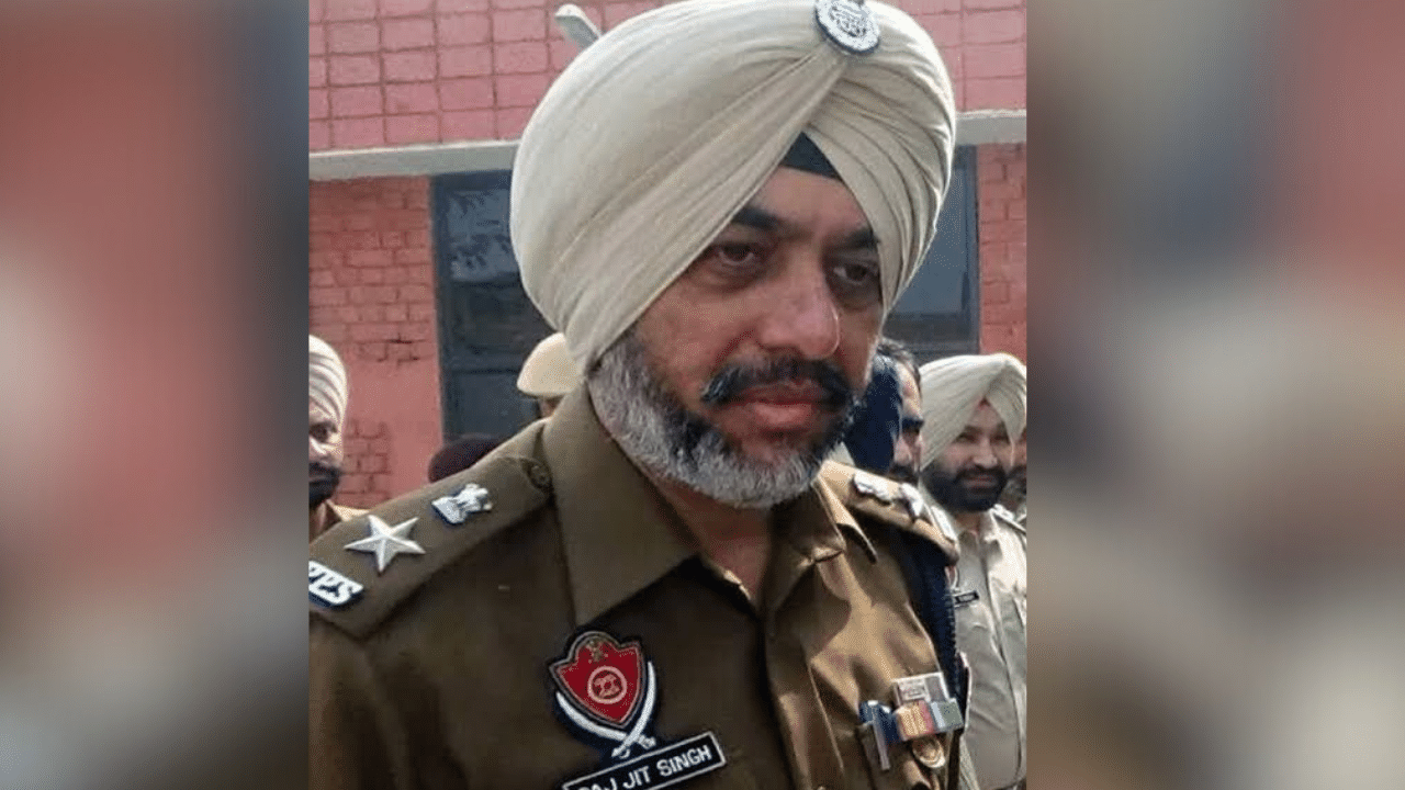 ਬਰਖ਼ਾਸਤ AIG ਰਾਜਜੀਤ ਸਿੰਘ ਨੂੰ ਵੱਡਾ ਝਟਕਾ, ਹਾਈਕੋਰਟ ਨੇ ਖਾਰਜ ਕੀਤੀ ਅਗਾਊਂ ਜ਼ਮਾਨਤ ਦੀ ਅਰਜ਼ੀ ਬਰਖ਼ਾਸਤ AIG ਰਾਜਜੀਤ ਸਿੰਘ ਨੂੰ ਵੱਡਾ ਝਟਕਾ, ਹਾਈਕੋਰਟ ਨੇ ਖਾਰਜ ਕੀਤੀ ਅਗਾਊਂ ਜ਼ਮਾਨਤ ਦੀ ਅਰਜ਼ੀ