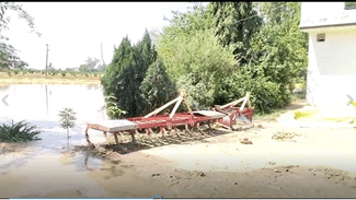 River Water in Field: ਲੰਬੀ ਮਾਈਨਰ ਵਿੱਚ ਪਿਆ 200 ਫੁੱਟ ਦਾ ਪਾੜ, ਫਸਲਾਂ ‘ਚ ਭਰਿਆ ਪਾਣੀ River Water in Field: ਲੰਬੀ ਮਾਈਨਰ ਵਿੱਚ ਪਿਆ 200 ਫੁੱਟ ਦਾ ਪਾੜ, ਫਸਲਾਂ ‘ਚ ਭਰਿਆ ਪਾਣੀ