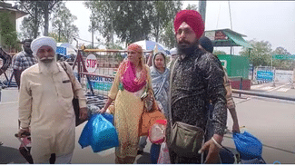 Sikh Pilgrim Back: ਵਿਸਾਖੀ ਮਨਾਉਣ ਪਾਕਿਸਤਾਨ ਗਿਆ ਸਿੱਖ ਸਰਧਾਲੂਆਂ ਦਾ ਜੱਥਾ ਅਟਾਰੀ ਸਰਹੱਦ ਰਾਹੀਂ ਵਾਪਸ ਪਰਤਿਆ