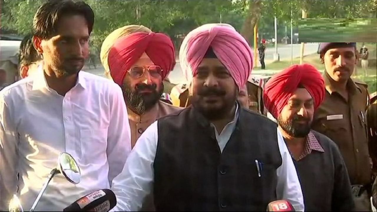 ਸਾਬਕਾ ਮੰਤਰੀ ਸਾਧੂ ਸਿੰਘ ਧਰਮਸੋਤ ਦੀਆਂ ਵਧੀਆਂ ਮੁਸ਼ਕਿਲਾਂ, ਵਿਜੀਲੈਂਸ ਨੇ ਸਾਬਕਾ OSD ਅਧਿਕਾਰੀ ਨੂੰ ਬਣਾਇਆ ਗਵਾਹ ਸਾਬਕਾ ਮੰਤਰੀ ਸਾਧੂ ਸਿੰਘ ਧਰਮਸੋਤ ਦੀਆਂ ਵਧੀਆਂ ਮੁਸ਼ਕਿਲਾਂ, ਵਿਜੀਲੈਂਸ ਨੇ ਸਾਬਕਾ OSD ਅਧਿਕਾਰੀ ਨੂੰ ਬਣਾਇਆ ਗਵਾਹ