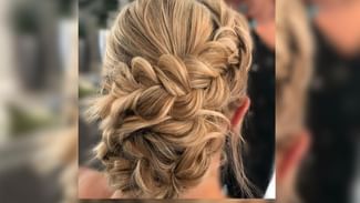 ਆਪਣੇ Curly Hairs ਨੂੰ ਸਟਾਈਲਿਸ਼ ਲੁੱਕ ਦੇਣ ਲਈ ਅਪਣਾਓ ਇਹ Tips