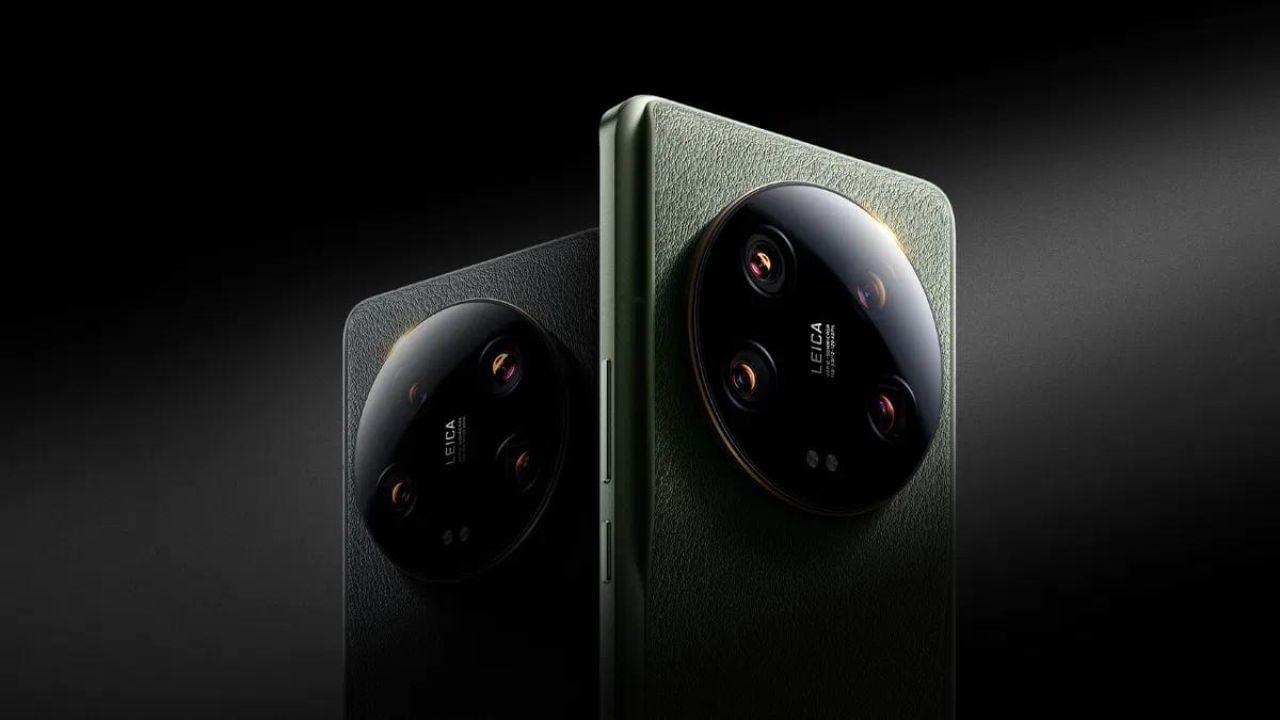 Xiaomi 13 Ultra: ਪਾਵਰਫੂਲ ਚਿੱਪਸੈੱਟ ਅਤੇ ਚਾਰ 50MP ਕੈਮਰਿਆਂ ਨਾਲ ਲਾਂਚ ਹੋਇਆ ਨਵਾਂ ਫ਼ੋਨ, ਜਾਣੋ ਕੀਮਤ ਤੇ ਵਿਸ਼ੇਸ਼ਤਾਵਾਂ Xiaomi 13 Ultra: ਪਾਵਰਫੂਲ ਚਿੱਪਸੈੱਟ ਅਤੇ ਚਾਰ 50MP ਕੈਮਰਿਆਂ ਨਾਲ ਲਾਂਚ ਹੋਇਆ ਨਵਾਂ ਫ਼ੋਨ, ਜਾਣੋ ਕੀਮਤ ਤੇ ਵਿਸ਼ੇਸ਼ਤਾਵਾਂ