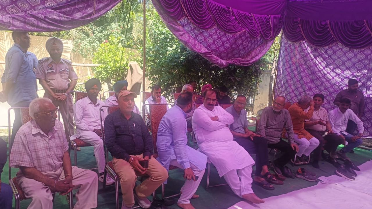 Charanjit Singh Channi ਦੀ ਬੀਜੇਪੀ ‘ਚ ਸ਼ਾਮਿਲ ਹੋਣ ਦੀ ਖਬਰ ਅਫਵਾਹ ਹੈ-ਅਸ਼ਵਨੀ Charanjit Singh Channi ਦੀ ਬੀਜੇਪੀ ‘ਚ ਸ਼ਾਮਿਲ ਹੋਣ ਦੀ ਖਬਰ ਅਫਵਾਹ ਹੈ-ਅਸ਼ਵਨੀ
