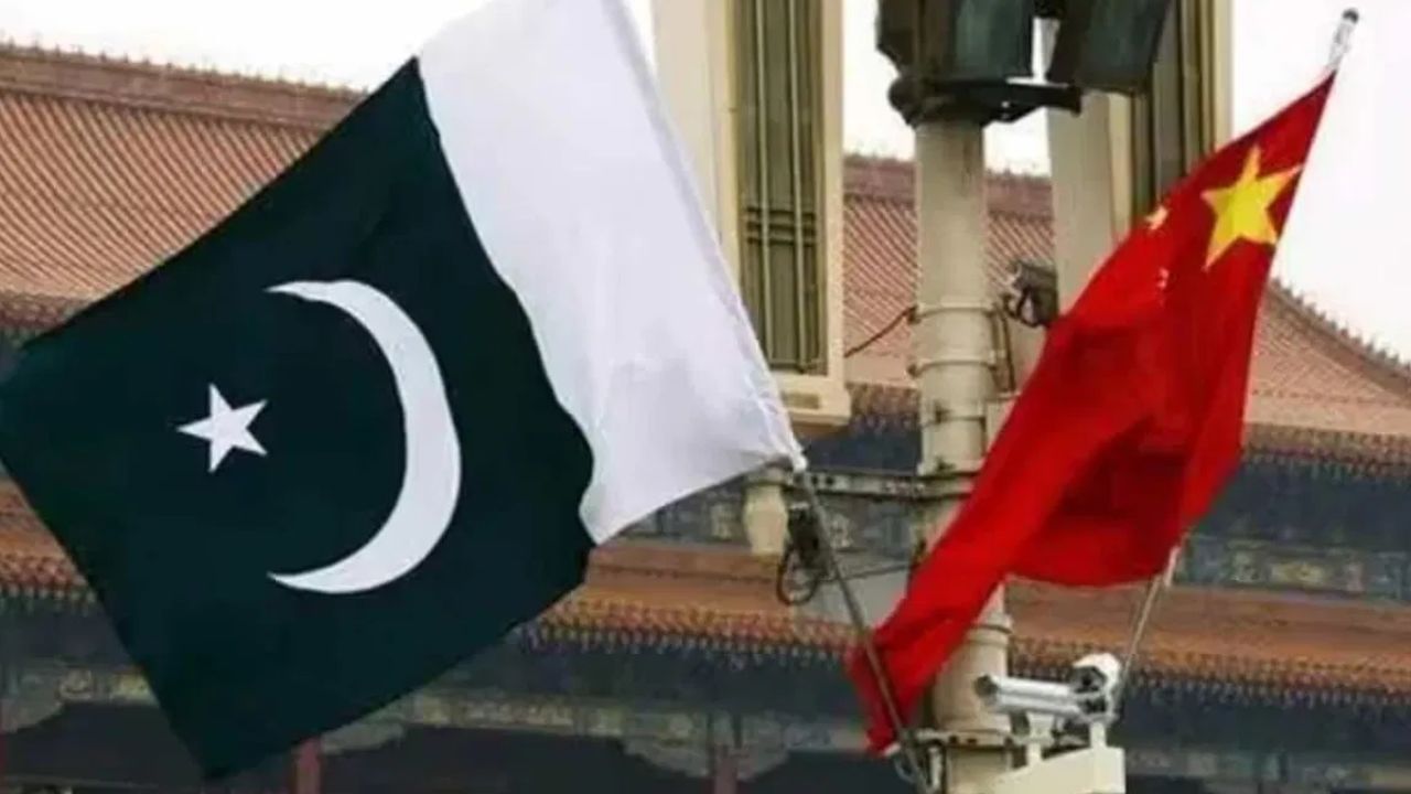 Pakistan ‘ਚ ਚੀਨੀ ਨਾਗਰਿਕਾਂ ਦੀ ਜਾਨ ਨੂੰ ਖ਼ਤਰਾ, ਬੰਦ ਕਰ ਦਿੱਤੇ ਕਾਰੋਬਾਰ, ਆਰਥਿਕ ਸੰਕਟ ਚੋਂ ਵੀ ਗੁਜਰ ਰਿਹਾ ਗੁਆਂਢੀ ਦੇਸ਼ Pakistan ‘ਚ ਚੀਨੀ ਨਾਗਰਿਕਾਂ ਦੀ ਜਾਨ ਨੂੰ ਖ਼ਤਰਾ, ਬੰਦ ਕਰ ਦਿੱਤੇ ਕਾਰੋਬਾਰ, ਆਰਥਿਕ ਸੰਕਟ ਚੋਂ ਵੀ ਗੁਜਰ ਰਿਹਾ ਗੁਆਂਢੀ ਦੇਸ਼