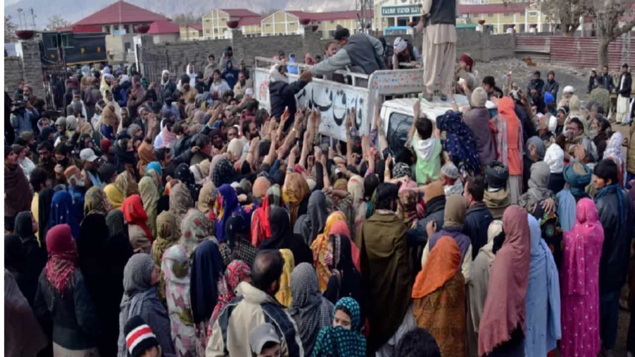 ਪਾਕਿਸਤਾਨ ਚ ਫਿਰ ਹੋਵੇਗਾ ਤਖ਼ਤਾ ਪਲਟ! ਸਾਬਕਾ ਪੀਐਮ ਨੇ ਕਿਹਾ-ਦੇਸ਼ ਦੀ ਹਾਲਤ ਬਹੁਤ ਖਰਾਬ ਹੈ, ਫੌਜ ਸੱਤਾ ਦੀ ਕੁਰਸੀ ਹਥਿਆਏਗੀ