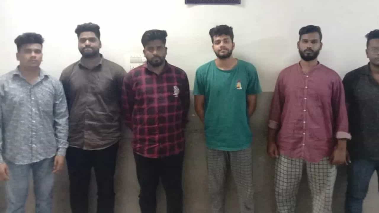 Telangana: ਹੈਦਰਾਬਾਦ ਚ ਫਰਜ਼ੀ IPL ਟਿਕਟ ਰੈਕੇਟ ਦਾ ਪਰਦਾਫਾਸ਼, ਸਰਗਨਾ ਸਣੇ 6 ਸ਼ਾਤਿਰ ਪੁਲਿਸ ਵੱਲੋਂ ਗ੍ਰਿਫਤਾਰ