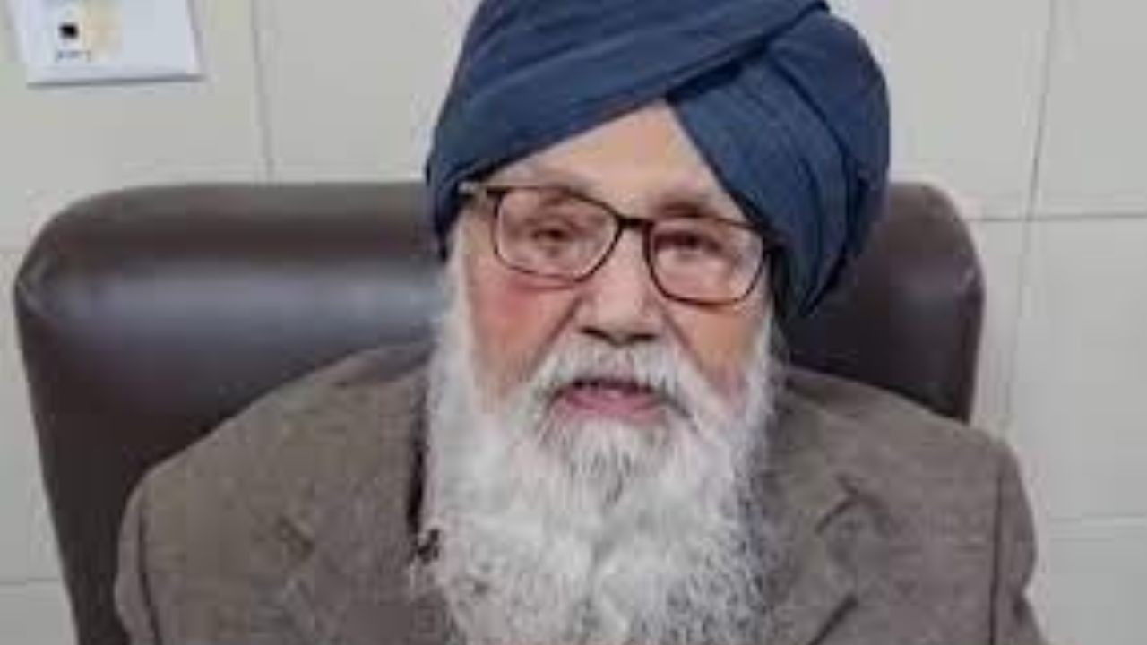 ਪ੍ਰਕਾਸ਼ ਸਿੰਘ ਬਾਦਲ ਨੇ 17 ਸਾਲ ਕੱਟੀ ਜੇਲ੍ਹ, ਧੀ ਦੇ ਵਿਆਹ ‘ਤੇ ਵੀ ਨਹੀਂ ਮੰਗੀ ਪੈਰੋਲ, ਵਾਜਪਾਈ ਦੇ ਸਨ ਡੁੰਘੇ ਮਿੱਤਰ ਪ੍ਰਕਾਸ਼ ਸਿੰਘ ਬਾਦਲ ਨੇ 17 ਸਾਲ ਕੱਟੀ ਜੇਲ੍ਹ, ਧੀ ਦੇ ਵਿਆਹ ‘ਤੇ ਵੀ ਨਹੀਂ ਮੰਗੀ ਪੈਰੋਲ, ਵਾਜਪਾਈ ਦੇ ਸਨ ਡੁੰਘੇ ਮਿੱਤਰ